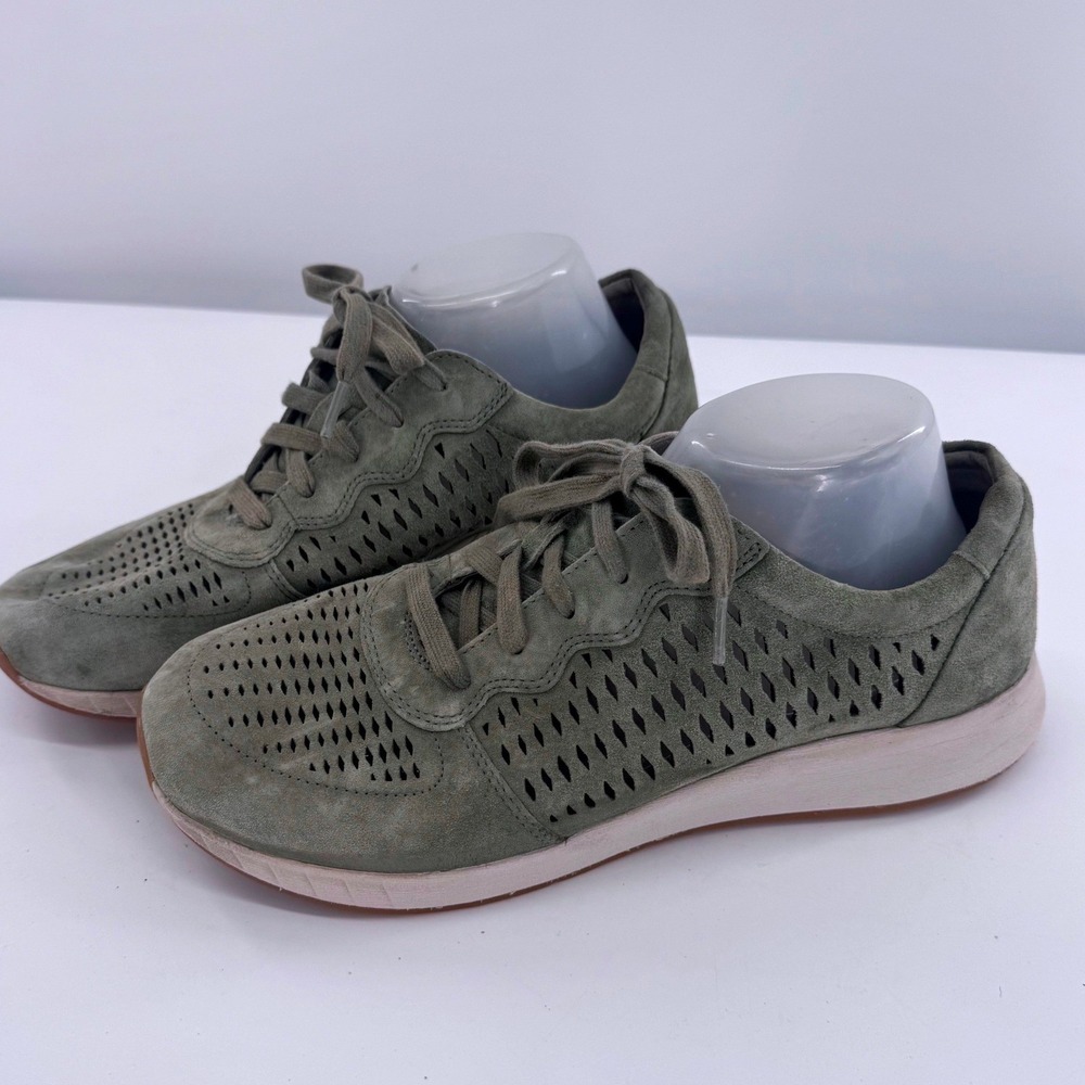 Dansko Suede Sneakers Olive Green Perforated Lace Up Comfort Shoes Sz 42 Sz 11